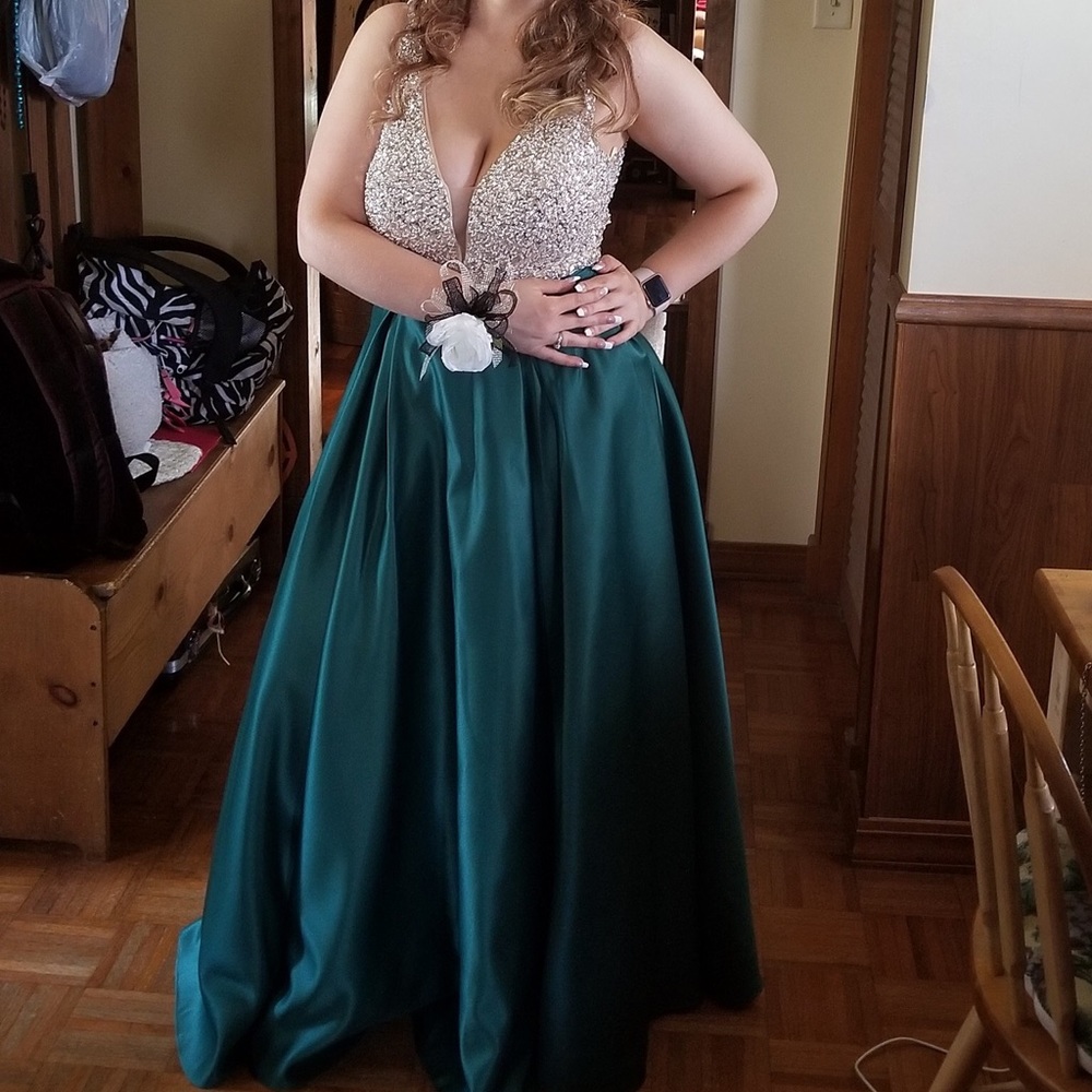 Prom dress